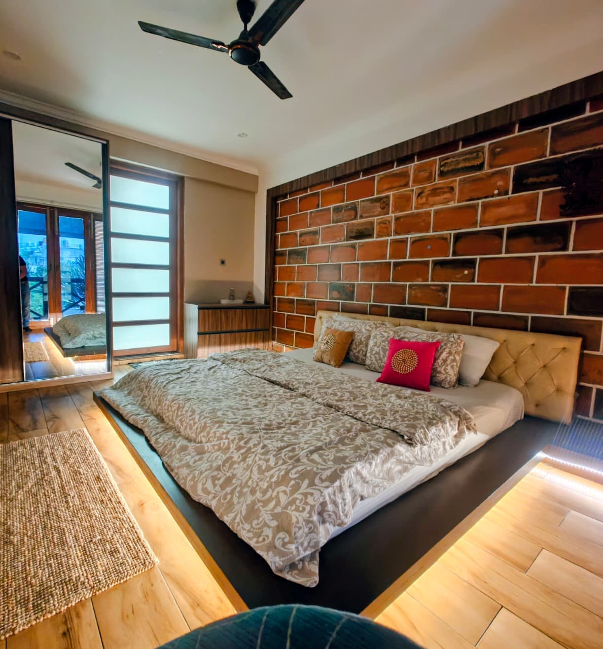 Cozy Guest Bedroom with En-suite